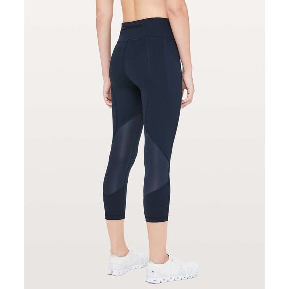 Lululemon Pace Rival Crop Full-On Luxtreme 22" True Navy Sz 6 - Picture 1 of 6